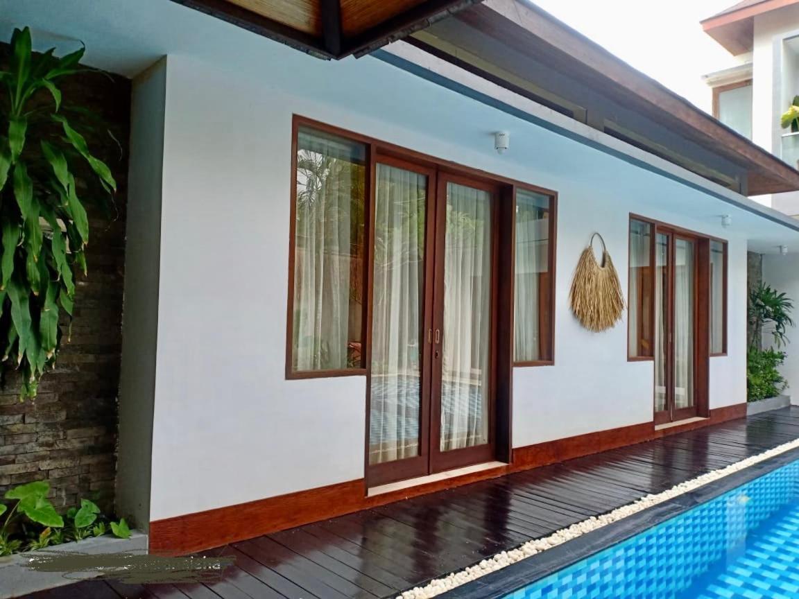 Villa Travis Seminyak  Luaran gambar
