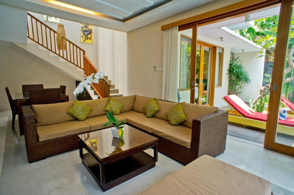 Villa Travis Seminyak  Luaran gambar