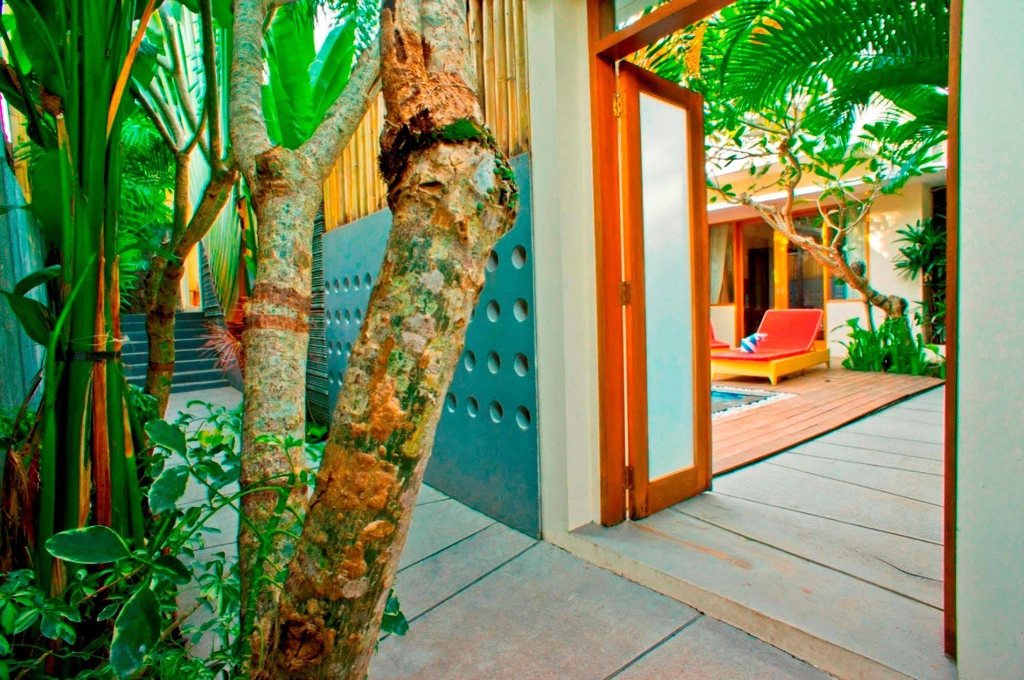 Villa Travis Seminyak  Luaran gambar
